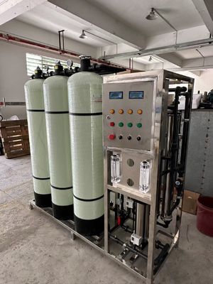 좋은 가격 시간당 1000 리터 상업용 RO 시스템 휴대용 물 기계 220V / 380V 온라인으로