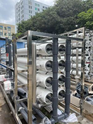 좋은 가격 출력 5 단계 시립 물 RO 시스템 150-300 PSI 380/440V 전원 공급 온라인으로